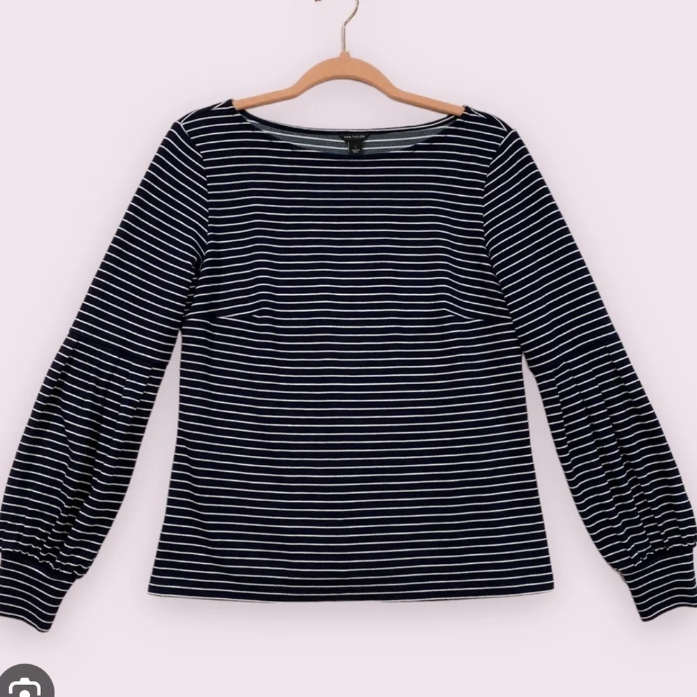 Ann Taylor Striped Navy Blue and White Ballon Sleeve Long Sleeve Top - Picture 2 of 6